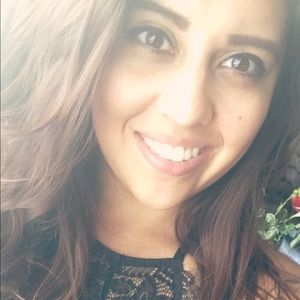 Meet your Posher, Natasha